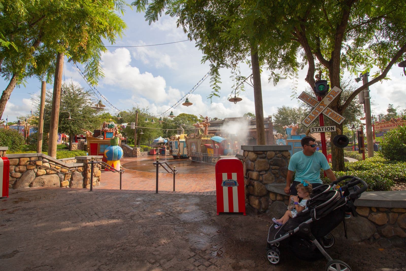 Casey Jr. Splash 'N' Soak Station