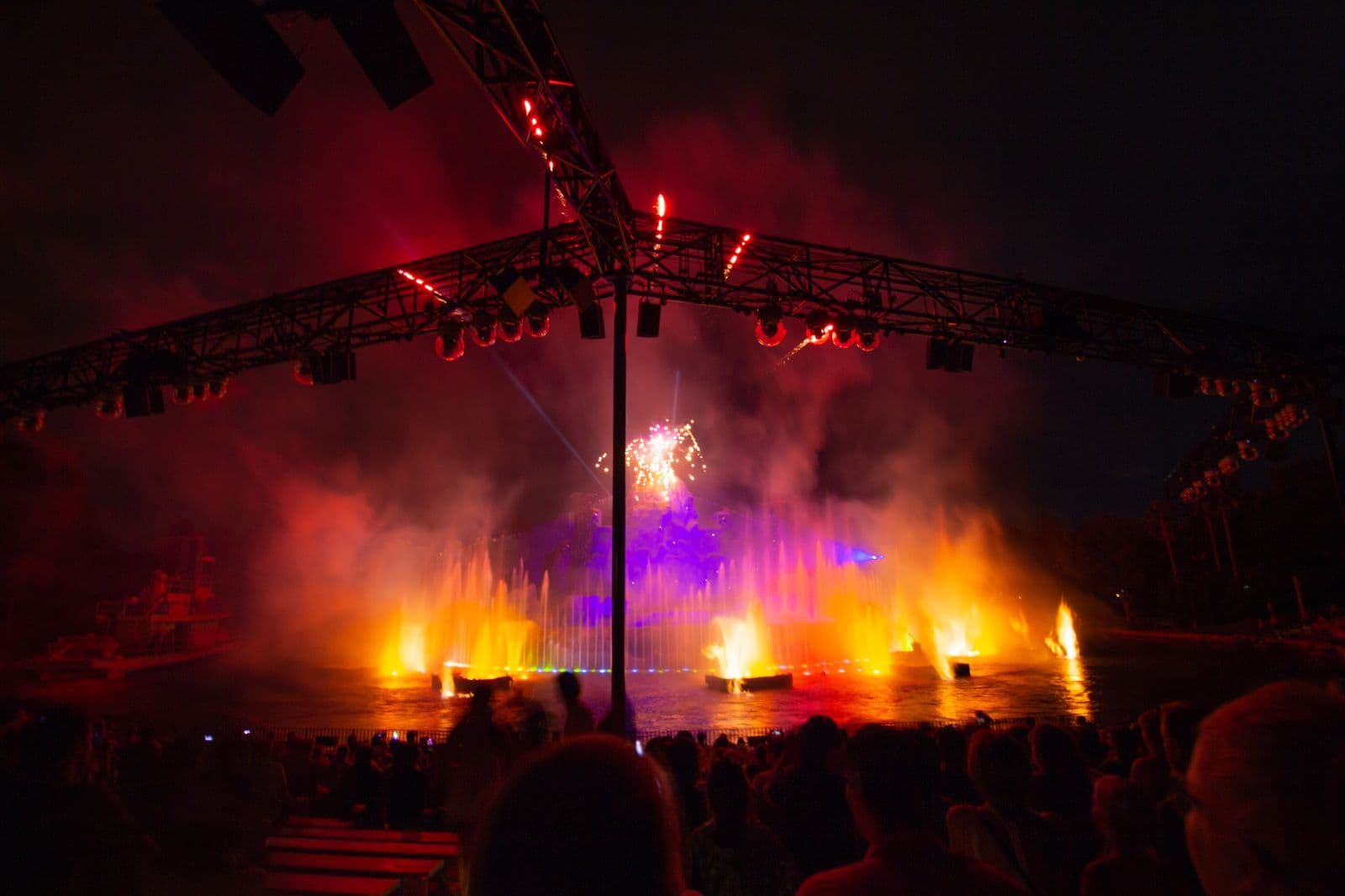 Fantasmic!