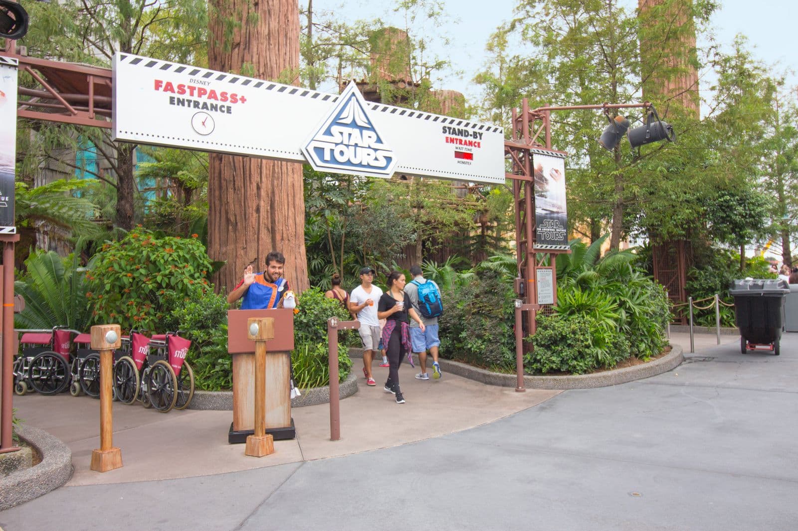 Star Tours – The Adventures Continue