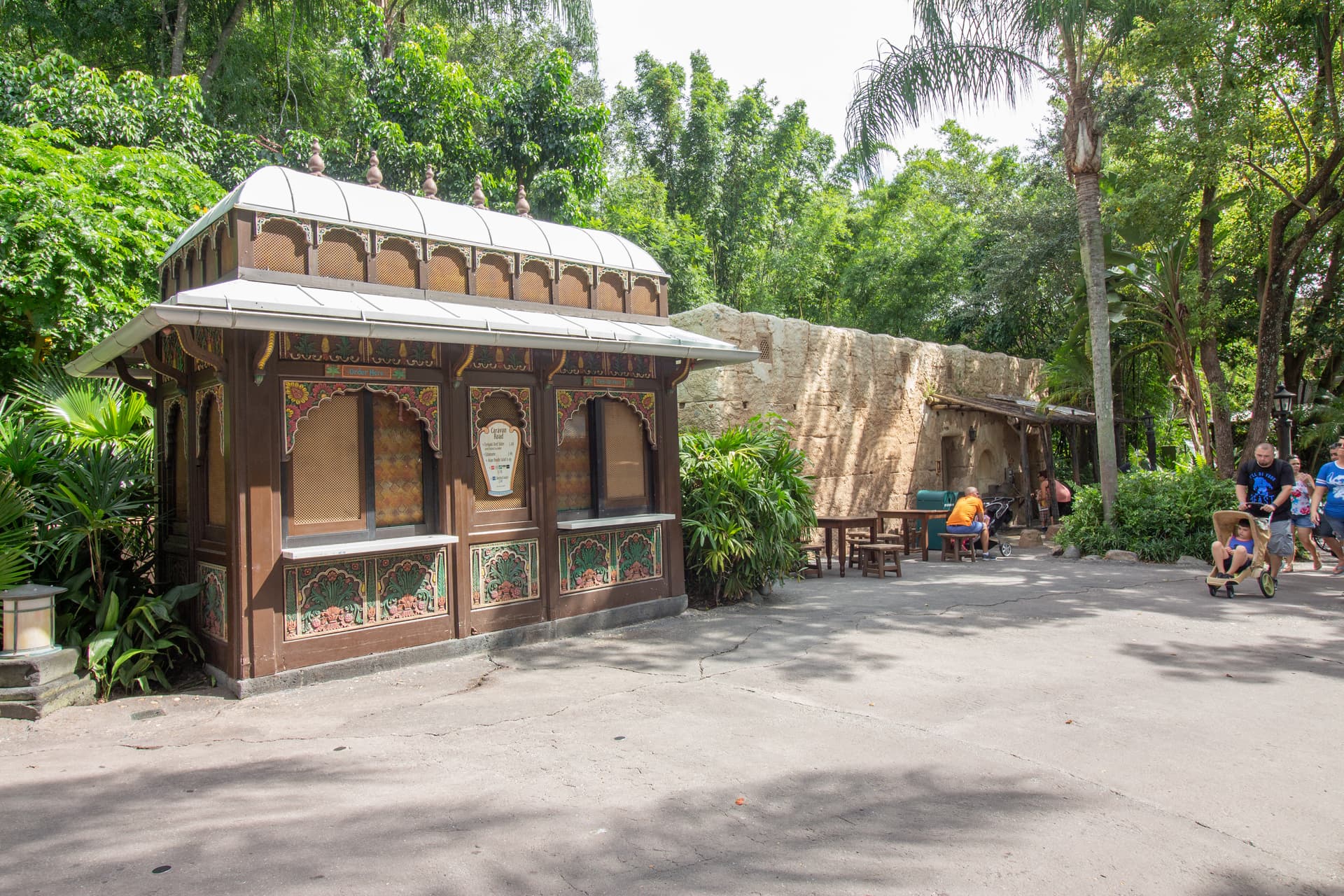 Caravan Road