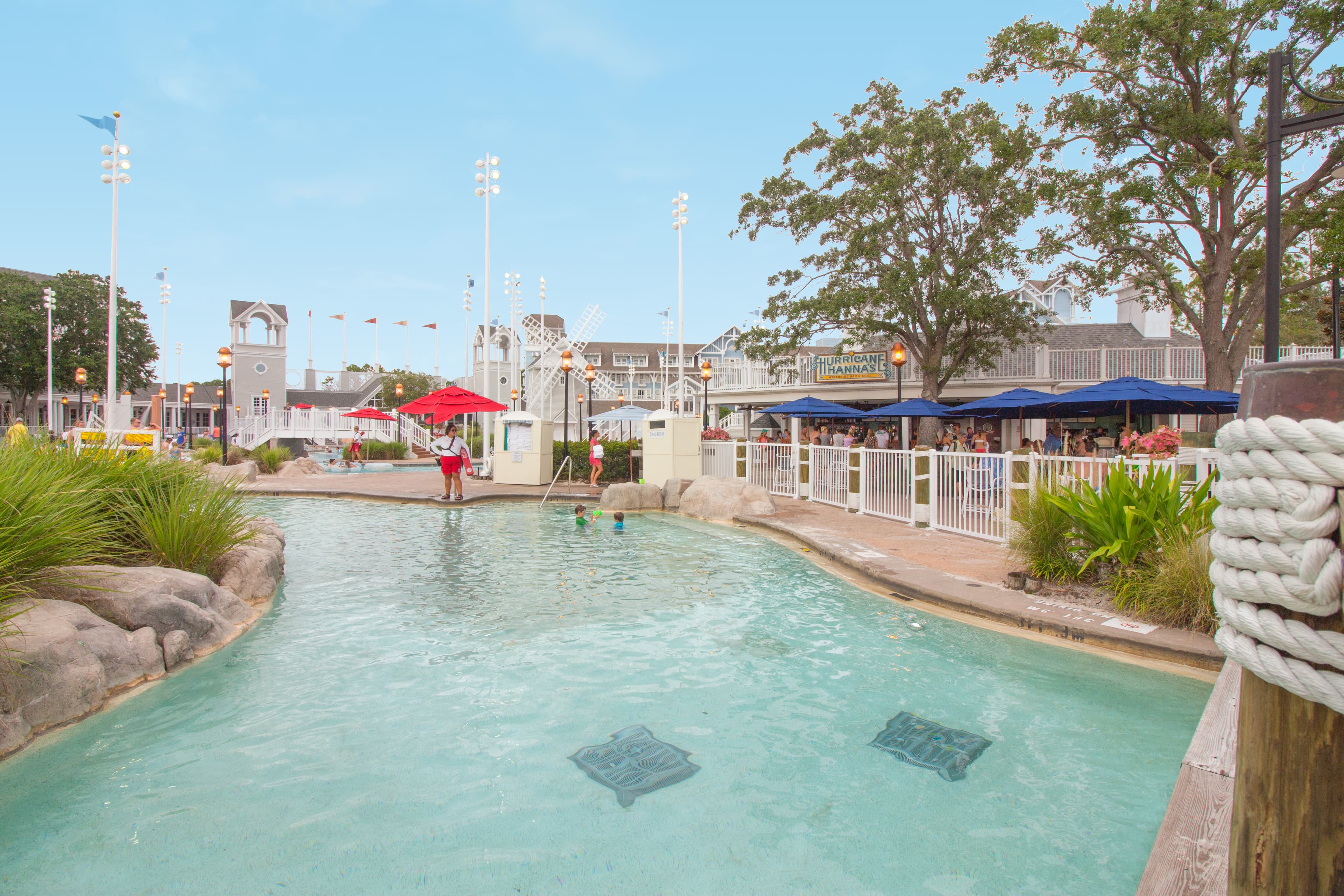 Hurricane Hanna's Waterside Bar & Grill