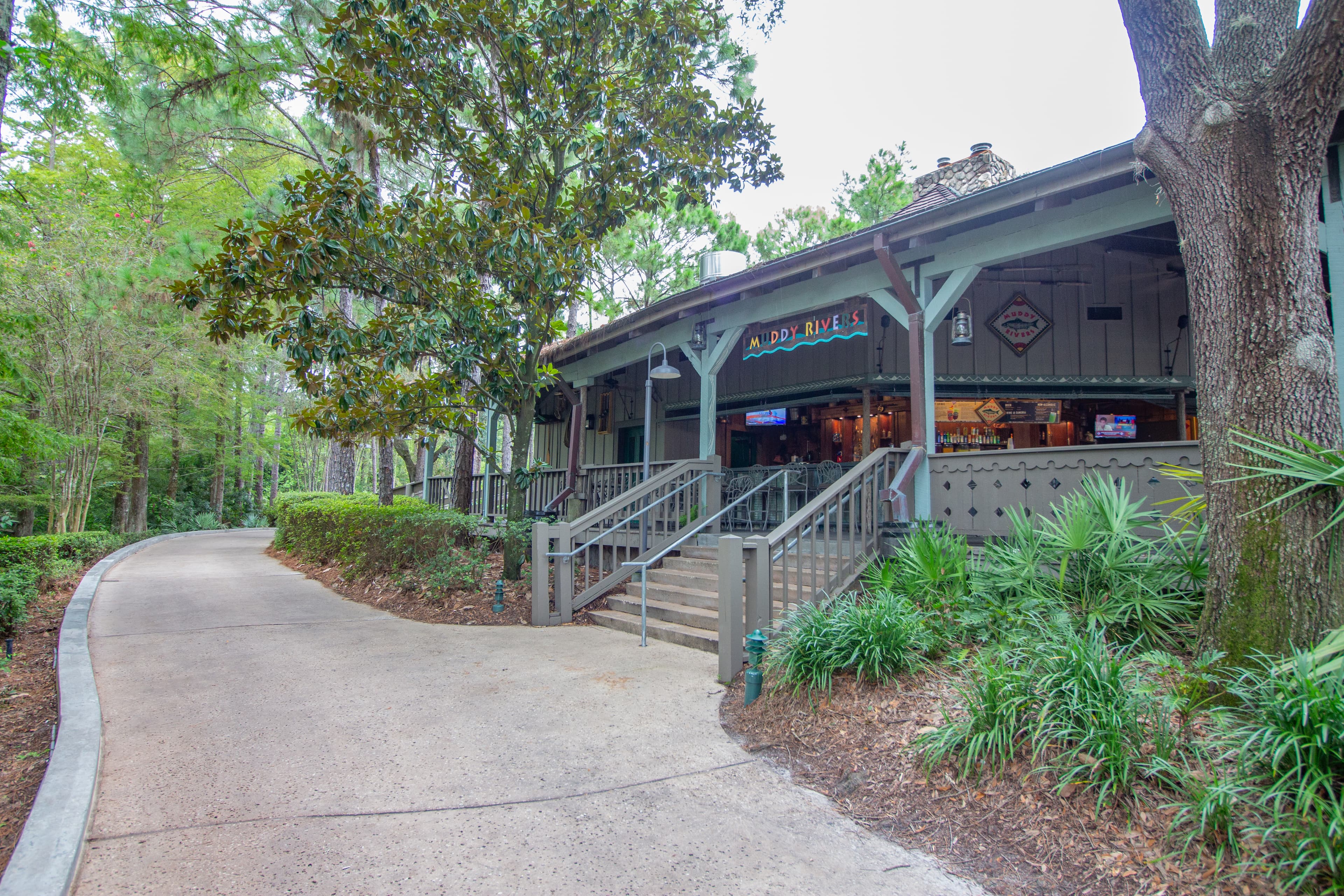 Muddy Rivers Pool Bar