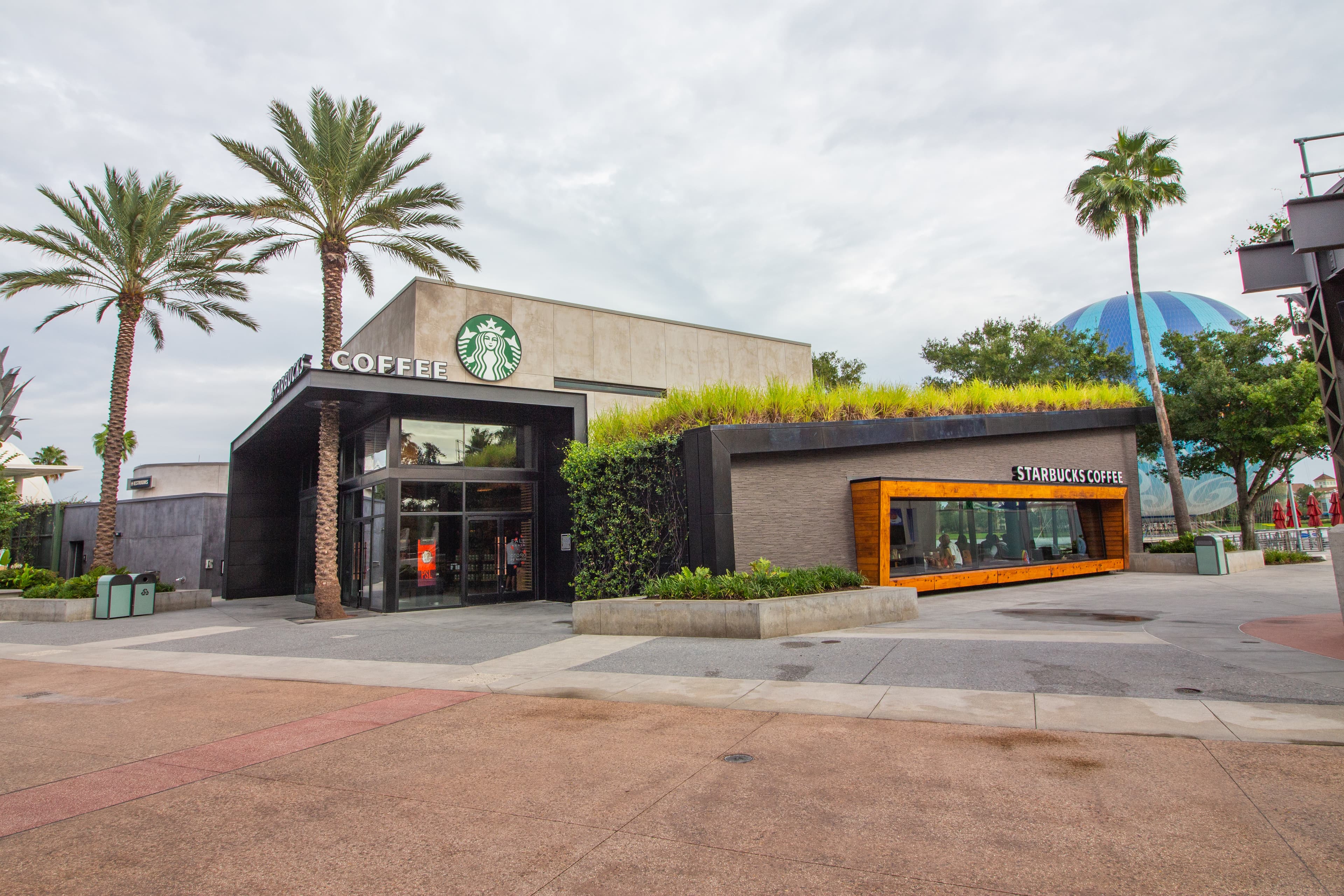 Starbucks (West Side)